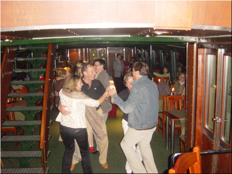 1150-Diego-B-P-V-Budapest-Paseo-Danubio.jpg