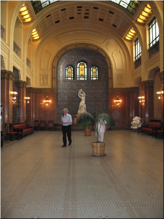 2152-Rosa-B-P-V-Budapest-Hotel-Gellert-Interior.jpg