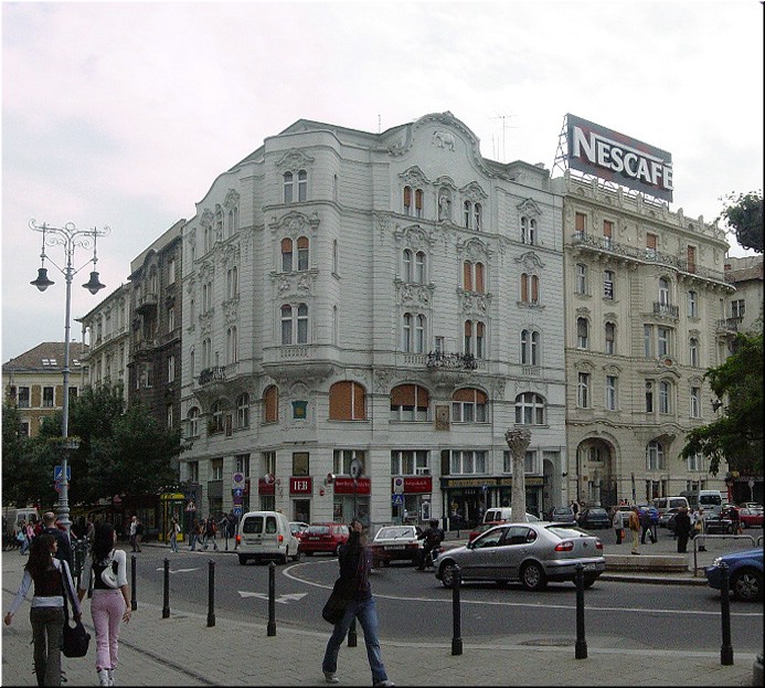 2360-Diego-B-P-V-Budapest-Edificios-a-b-.jpg