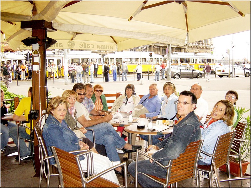 2390-Diego-B-P-V-Budapest-Cerca-del-Mercado.jpg