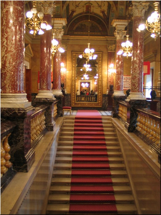2412-Pedro-B-P-V-Budapest-Opera-.jpg