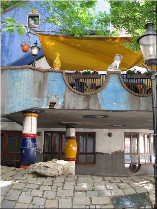 2829-Rosa-B-P-V-Viena-Hundertwasser-Haus.jpg