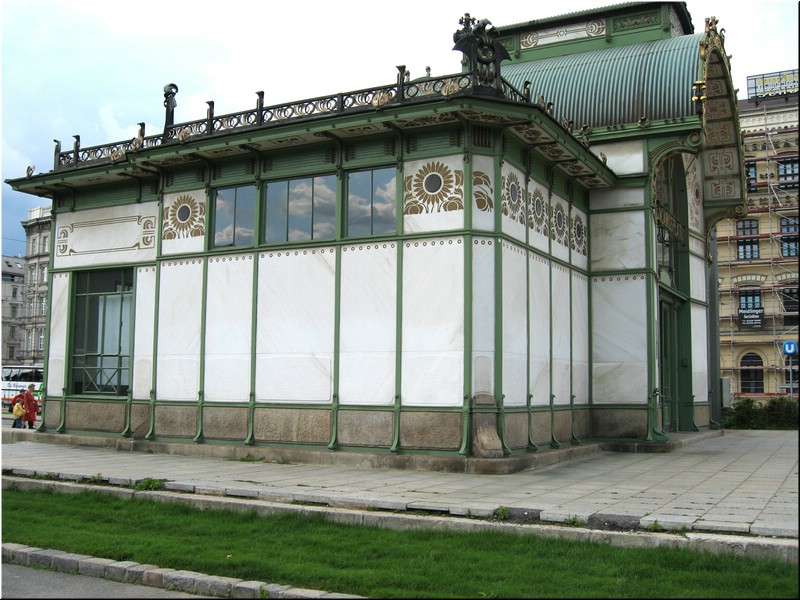 2947-b-Rosa-B-P-V-Viena-Otto-Wagner-Metro-Karlplatz.jpg