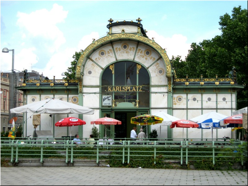 2948-Rosa-B-P-V-Viena-Otto-Wagner-Metro-Karlplatz.jpg