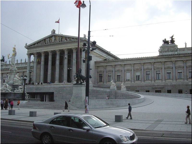 2990-a-Diego-B-P-V-Viena-Parlamento.jpg