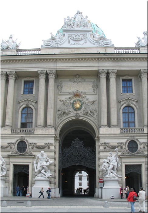 3884-Pedro-B-P-V-Viena-Hoffburg.JPG