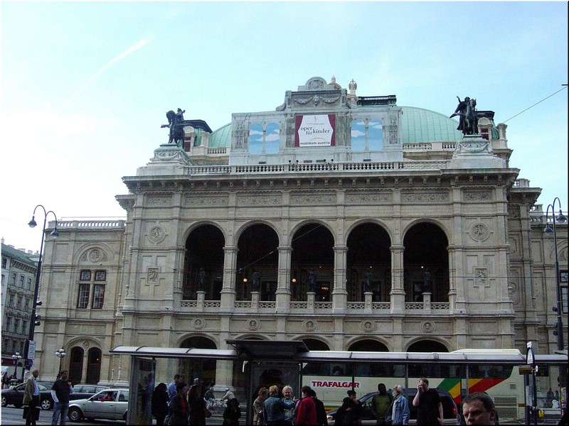 4110-Diego-B-P-V-Viena-Opera.jpg