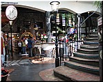 2822-Pedro-B-P-V-Viena-Hunterwasser-Haus.JPG
