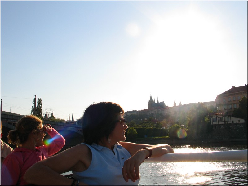 3478-Pedro-B-P-V-Praga-Paseo-Barco-.JPG