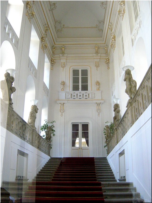 4230-Diego-B-P-V-Praga-Castillo-Escalera-embajadores.jpg