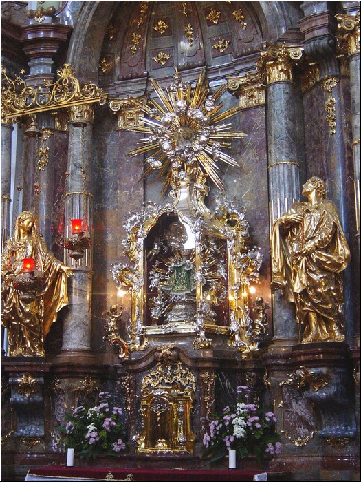 4630-Diego-B-P-V-Praga-N-Jesus-de-Praga.jpg