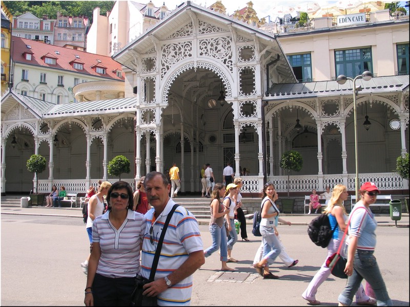 5579-Pedro-B-P-V-Karlovy-Vary-Soportales.JPG